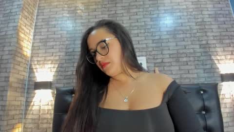 victorira online show from 01/05/26, 07:06