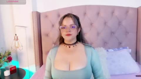 Snapshot of victoria_cherry_ chatting on 06/18/26, 10:41 victoria_cherry_ online show from 06/18/26, 10:41