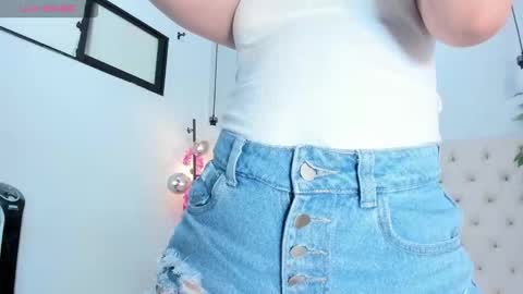 Victoria online show from 10/17/25, 07:27