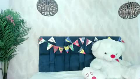 Snapshot of victoria_colemann chatting on 07/12/26, 11:23 Victoria online show from 07/12/26, 11:23