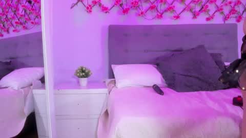 valentina online show from 02/15/25, 04:45