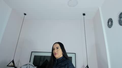 valentina online show from 11/22/25, 09:30