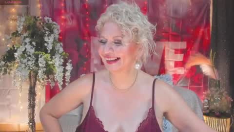 Snapshot of victoria_dior chatting on 05/25/26, 04:46 diorvictoria9 online show from 05/25/26, 04:46
