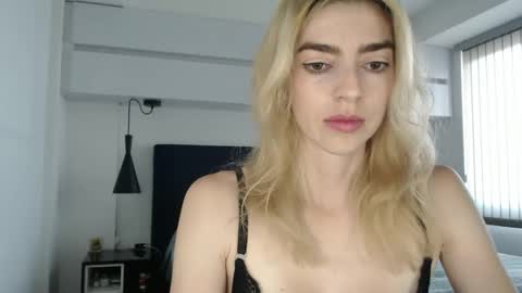 Snapshot of victoria_f chatting on 02/05/26, 08:46 Victorias Room online show from 02/05/26, 08:46