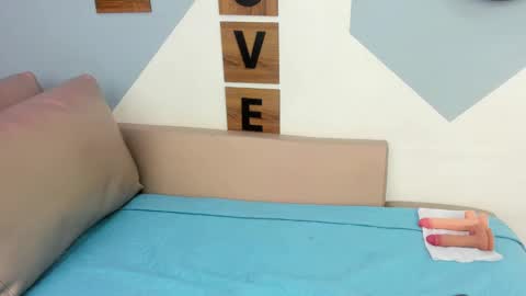 VICTORIA online show from 09/10/25, 09:15