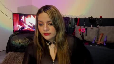 victoria_floyd1 online show from 09/28/25, 02:39