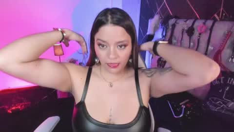 victoria_floyd1 online show from 04/24/26, 09:28