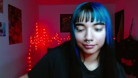 victoria online show from 05/04/26, 05:03