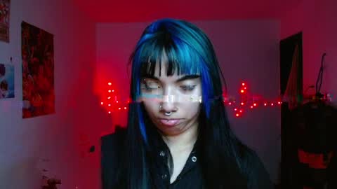 victoria online show from 05/05/26, 03:58
