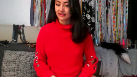 Victoria online show from 12/16/24, 03:11