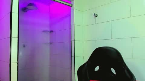 Snapshot of victoria_kastelo chatting on 11/05/25, 07:25 Victoria online show from 11/05/25, 07:25