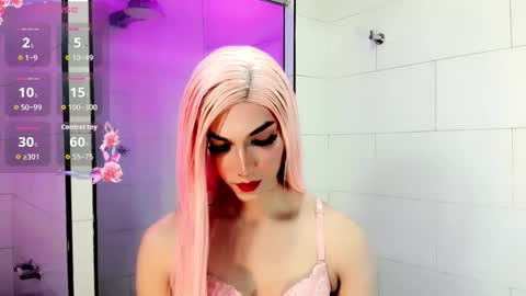 Snapshot of victoria_kastelo chatting on 11/08/25, 07:23 Victoria online show from 11/08/25, 07:23