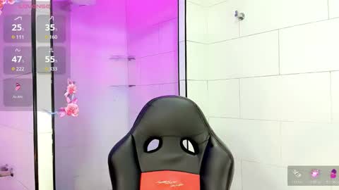 Snapshot of victoria_kastelo chatting on 11/10/25, 07:24 Victoria online show from 11/10/25, 07:24