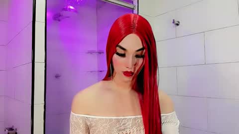 Snapshot of victoria_kastelo chatting on 11/15/25, 08:49 Victoria online show from 11/15/25, 08:49