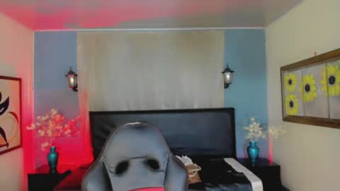 Victoria online show from 03/29/26, 09:48