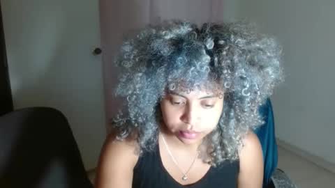 Snapshot of victoria_miler chatting on 02/01/25, 07:57 VICKY online show from 02/01/25, 07:57