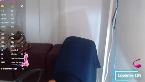 victoria online show from 02/12/25, 10:48