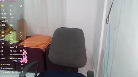 victoria online show from 02/17/25, 08:19