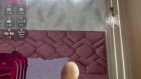 Snapshot of victoria_noir_18 chatting on 07/15/26, 03:34 Vicky online show from 07/15/26, 03:34