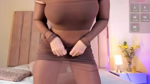 VICTORIA online show from 02/03/26, 07:41