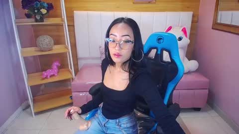 Victoria  online show from 02/10/25, 04:47