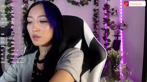 Victoria  online show from 09/09/25, 04:34