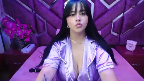 Victoria online show from 02/04/25, 01:06