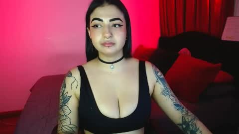 Victoria online show from 04/21/26, 12:01