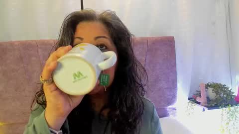 victoriaa_anderson_ online show from 03/09/26, 01:15