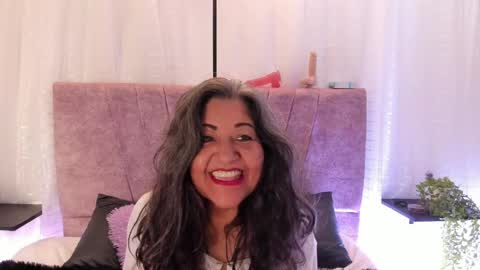 victoriaa_anderson_ online show from 04/14/26, 02:01