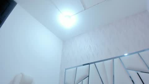 Victoria Sofia online show from 11/12/25, 07:24