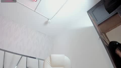 Victoria Sofia online show from 04/08/26, 07:14