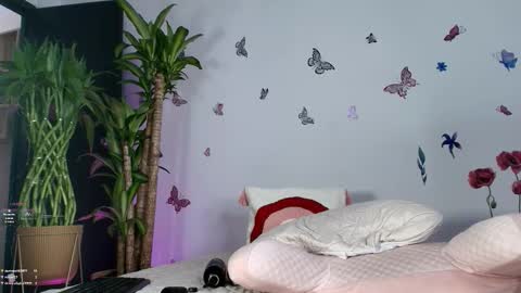 Victoria online show from 01/19/26, 12:20