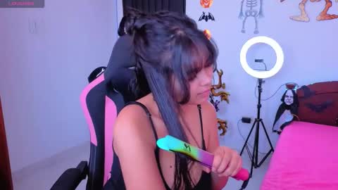 victoriacarmonaa online show from 10/20/25, 03:23