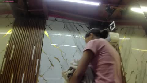 Victoria  online show from 03/26/26, 08:03