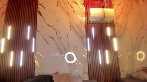 Victoria  online show from 03/30/26, 08:54