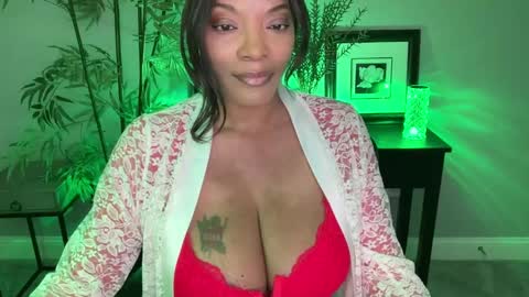 Victoria online show from 02/05/25, 04:03