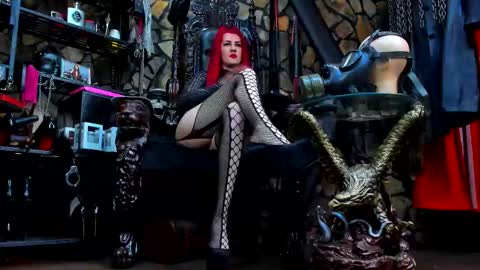 Victoria Heller online show from 09/13/25, 05:51