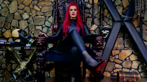 Victoria Heller online show from 11/08/25, 05:40