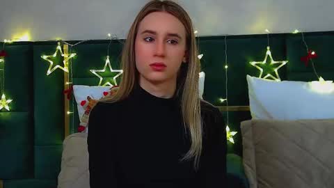 Victoria online show from 12/01/25, 06:07