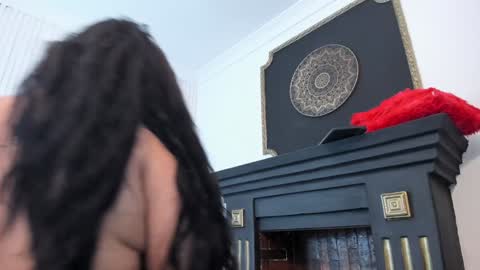 Snapshot of victoriajk chatting on 01/18/25, 05:48 Victoria online show from 01/18/25, 05:48