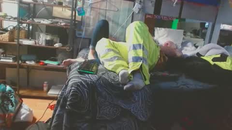 victoriajohn online show from 11/11/25, 05:24