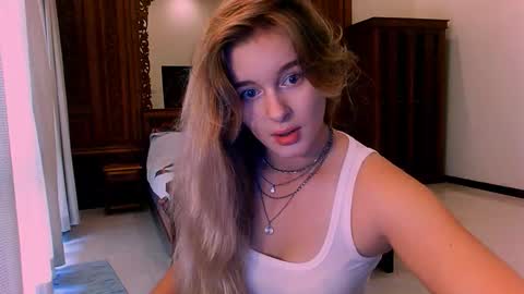 Eva and Victor online show from 11/01/25, 05:31