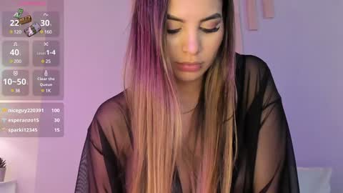 Snapshot of victorianoah_ chatting on 01/29/25, 01:37 Victoria online show from 01/29/25, 01:37