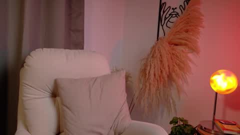 VictoriaNova online show from 02/27/26, 08:20