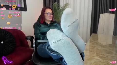 victoriapaker online show from 06/10/26, 11:20