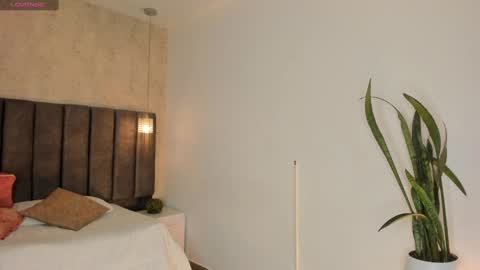 Maria Victoria online show from 02/10/25, 11:46