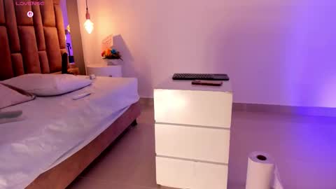 Victoria  online show from 03/09/26, 12:31