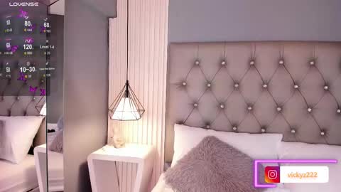 hi Im daniela  I will be online again in 15 hours after each transmission 3 online show from 09/18/25, 11:18