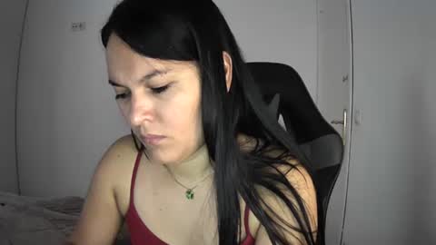 Snapshot of victorigamers chatting on 10/22/25, 06:46 victorigamers online show from 10/22/25, 06:46